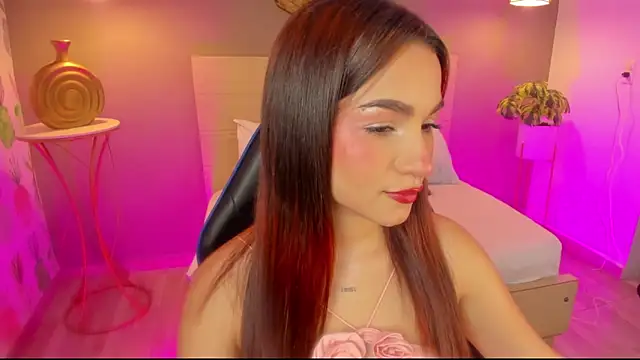 Snapshot of luma_sky_ chatting on 04-11-26, 02:49 luma sky online show from 04-11-26, 02:49