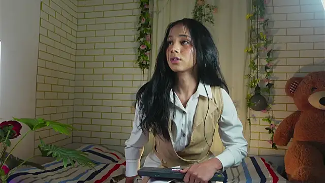 Snapshot of ashley_winhouse chatting on 10-06-25, 06:55 ashley winhouse online show from 10-06-25, 06:55