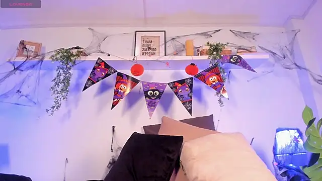 Vampgyal online show from 11-03-25, 08:21