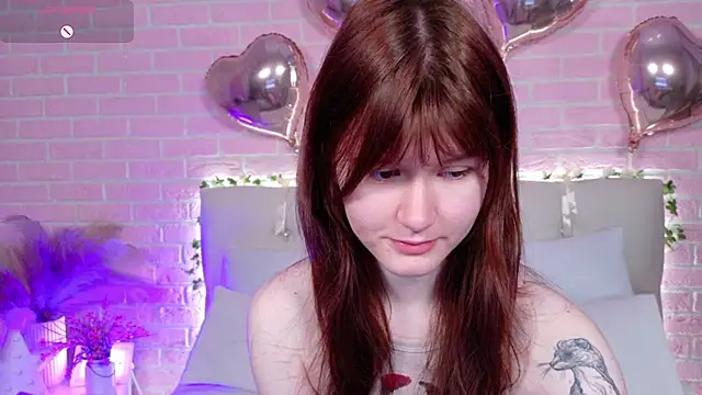 Aria Vox online show from 11-15-25, 04:54