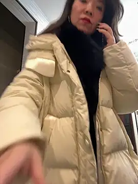 anna yngs online show from 12-17-25, 01:28