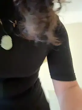 Snapshot of anna_yngs chatting on 03-03-26, 07:25 anna yngs online show from 03-03-26, 07:25