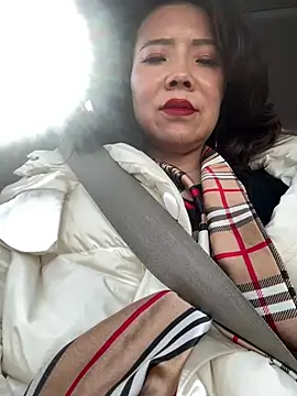 Snapshot of anna_yngs chatting on 03-14-26, 07:47 anna yngs online show from 03-14-26, 07:47