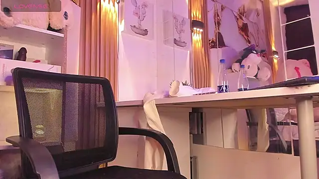 AgathaAtenea online show from 10-02-25, 06:15