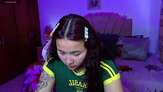 Leakitten online show from 09-11-25, 08:20