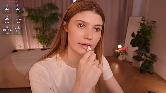 Angell Wild online show from 06-11-26, 03:43
