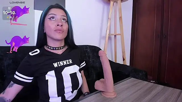 Snapshot of cherry_jenklins8 chatting on 09-25-25, 03:49 cherry jenklins8 online show from 09-25-25, 03:49