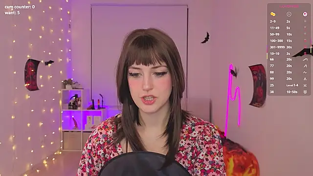 bananasgirl online show from 10-23-25, 06:17