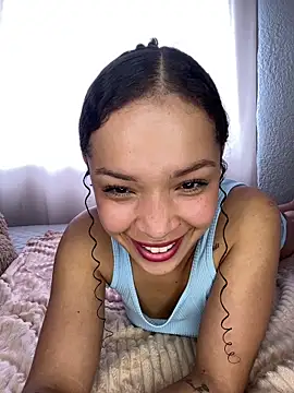Snapshot of Yasmin777_ chatting on 09-08-25, 05:34 Yasmin777 online show from 09-08-25, 05:34