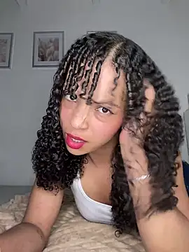 Snapshot of Yasmin777_ chatting on 04-11-26, 10:58 Yasmin777 online show from 04-11-26, 10:58