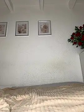Snapshot of Yasmin777_ chatting on 05-10-26, 11:54 Yasmin777 online show from 05-10-26, 11:54