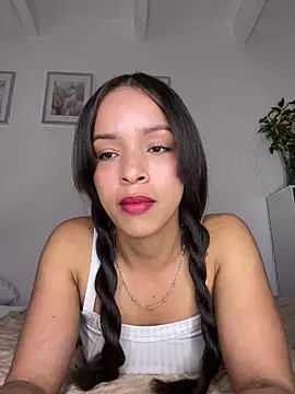 Yasmin777  online show from 06-20-26, 10:34