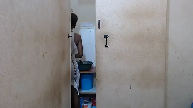 SweetSlender01 online show from 11-11-25, 07:08