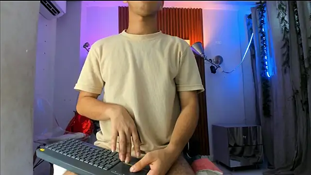 David niet online show from 10-11-25, 05:44