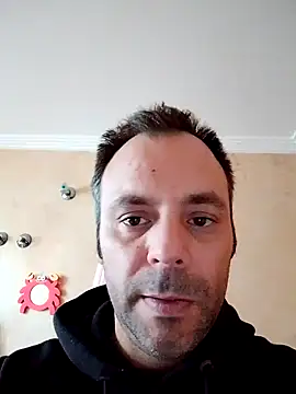 manchego85 online show from 10-18-25, 04:52