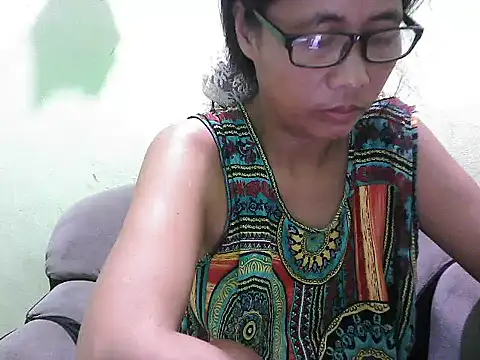 HotLadyPinay32 online show from 05-10-26, 08:47