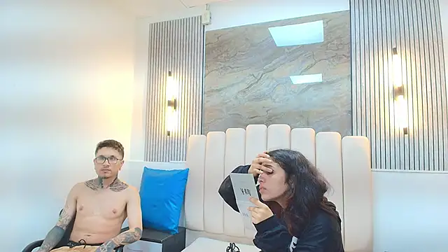 RavenandCody online show from 11-10-25, 03:49