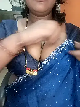 Snapshot of Chadni_kannada chatting on 10-15-25, 03:50 Chadni kannada online show from 10-15-25, 03:50