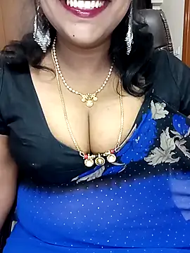 Snapshot of Chadni_kannada chatting on 04-17-26, 03:37 Chadni kannada online show from 04-17-26, 03:37