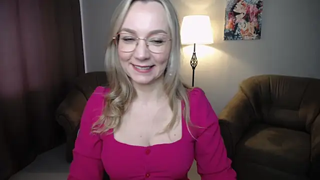 Ava Elior online show from 05-05-26, 10:12