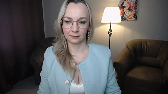 Ava Elior online show from 05-11-26, 10:21