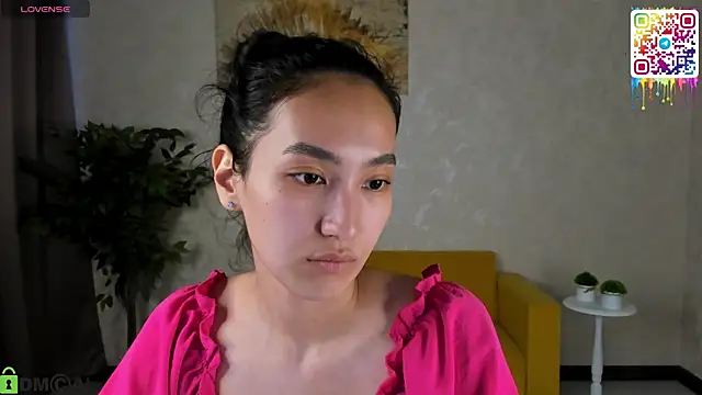 FlirtyAura online show from 05-05-26, 11:40