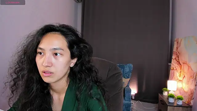 FlirtyAura online show from 06-22-26, 03:36