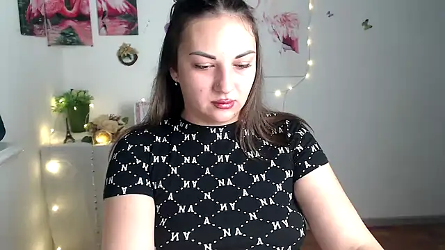 Snapshot of Anitka_ani chatting on 09-09-25, 05:40 Anitka ani online show from 09-09-25, 05:40