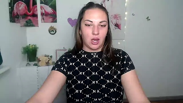 Snapshot of Anitka_ani chatting on 09-12-25, 06:02 Anitka ani online show from 09-12-25, 06:02