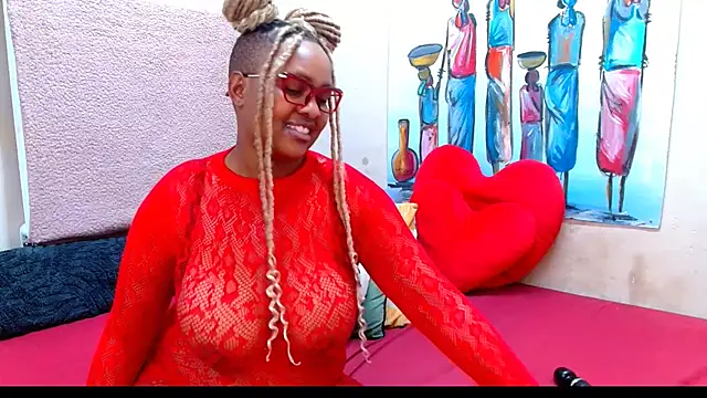 Snapshot of SativaHot96 chatting on 10-28-25, 12:09 SativaHot96 online show from 10-28-25, 12:09