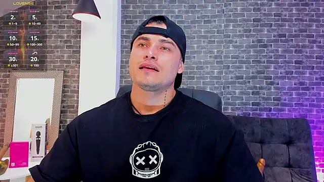 connorsmiith online show from 09-11-25, 01:55