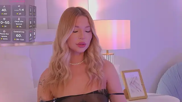 AriellaMelo online show from 10-10-25, 06:01