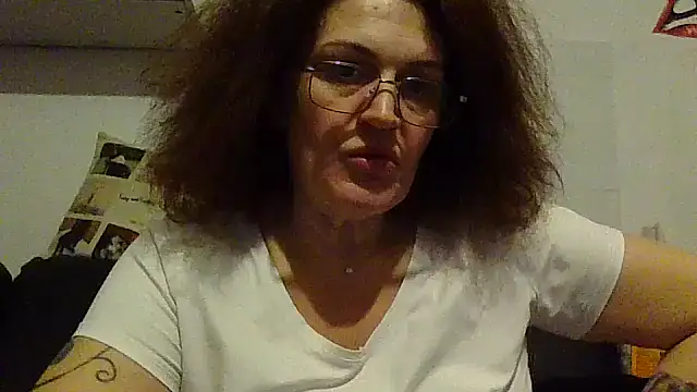 RubyyRosee online show from 02-21-26, 09:38