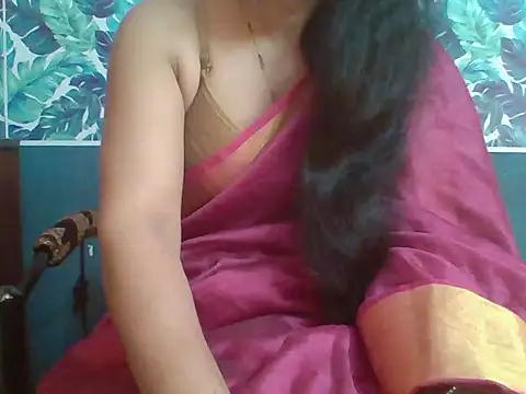 Snapshot of Marathi_q4een01 chatting on 10-14-25, 04:24 Marathi q4een01 online show from 10-14-25, 04:24