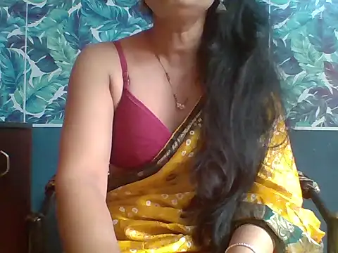 Snapshot of Marathi_q4een01 chatting on 10-16-25, 03:29 Marathi q4een01 online show from 10-16-25, 03:29