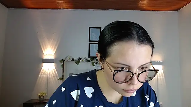 Megan 05  online show from 09-22-25, 06:54