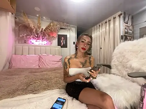 Snapshot of EvianaEvans chatting on 02-21-26, 08:10 EvianaEvans online show from 02-21-26, 08:10