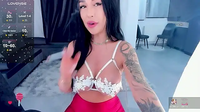 Snapshot of oh_julya chatting on 12-13-24, 09:20 oh julya online show from 12-13-24, 09:20