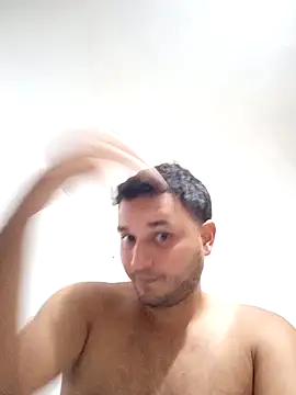 Snapshot of Hotguys111 chatting on 11-12-25, 05:08 Hotguys111 online show from 11-12-25, 05:08