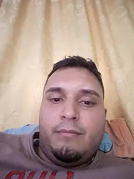 Snapshot of Hotguys111 chatting on 01-08-26, 11:51 Hotguys111 online show from 01-08-26, 11:51