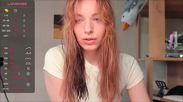 Snapshot of elilybby chatting on 04-04-26, 10:13 elilybby online show from 04-04-26, 10:13