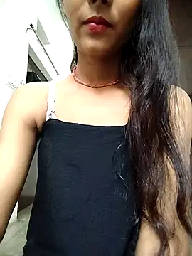 Snapshot of Naina_04 chatting on 09-14-25, 04:11 Naina 04 online show from 09-14-25, 04:11