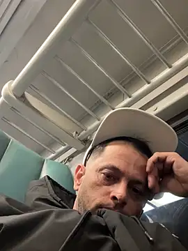 Snapshot of Carlosmauricio123 chatting on 02-15-26, 04:53 Carlosmauricio123 online show from 02-15-26, 04:53