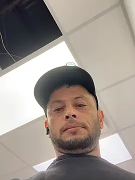 Snapshot of Carlosmauricio123 chatting on 03-22-26, 02:09 Carlosmauricio123 online show from 03-22-26, 02:09