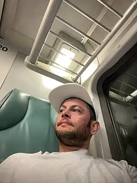 Snapshot of Carlosmauricio123 chatting on 04-08-26, 12:43 Carlosmauricio123 online show from 04-08-26, 12:43