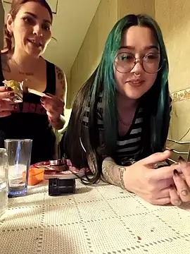 xjuanaxmaldadxxx online show from 09-19-25, 12:23