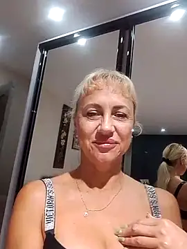 KissMiSveet online show from 09-18-25, 05:15