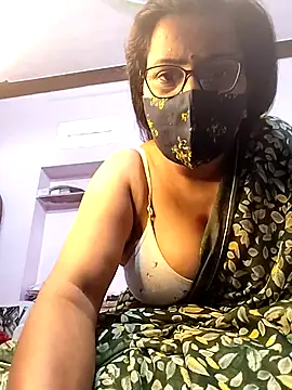 Snapshot of sexy_aaru chatting on 11-12-25, 06:03 sexy aaru online show from 11-12-25, 06:03