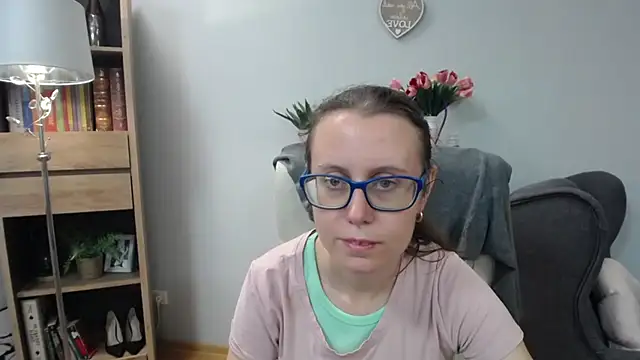 sweetxLizzy online show from 06-17-26, 04:26