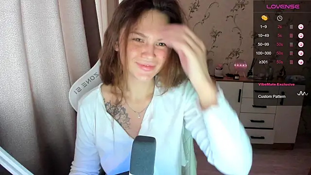 yourdreamm  online show from 09-19-25, 07:10